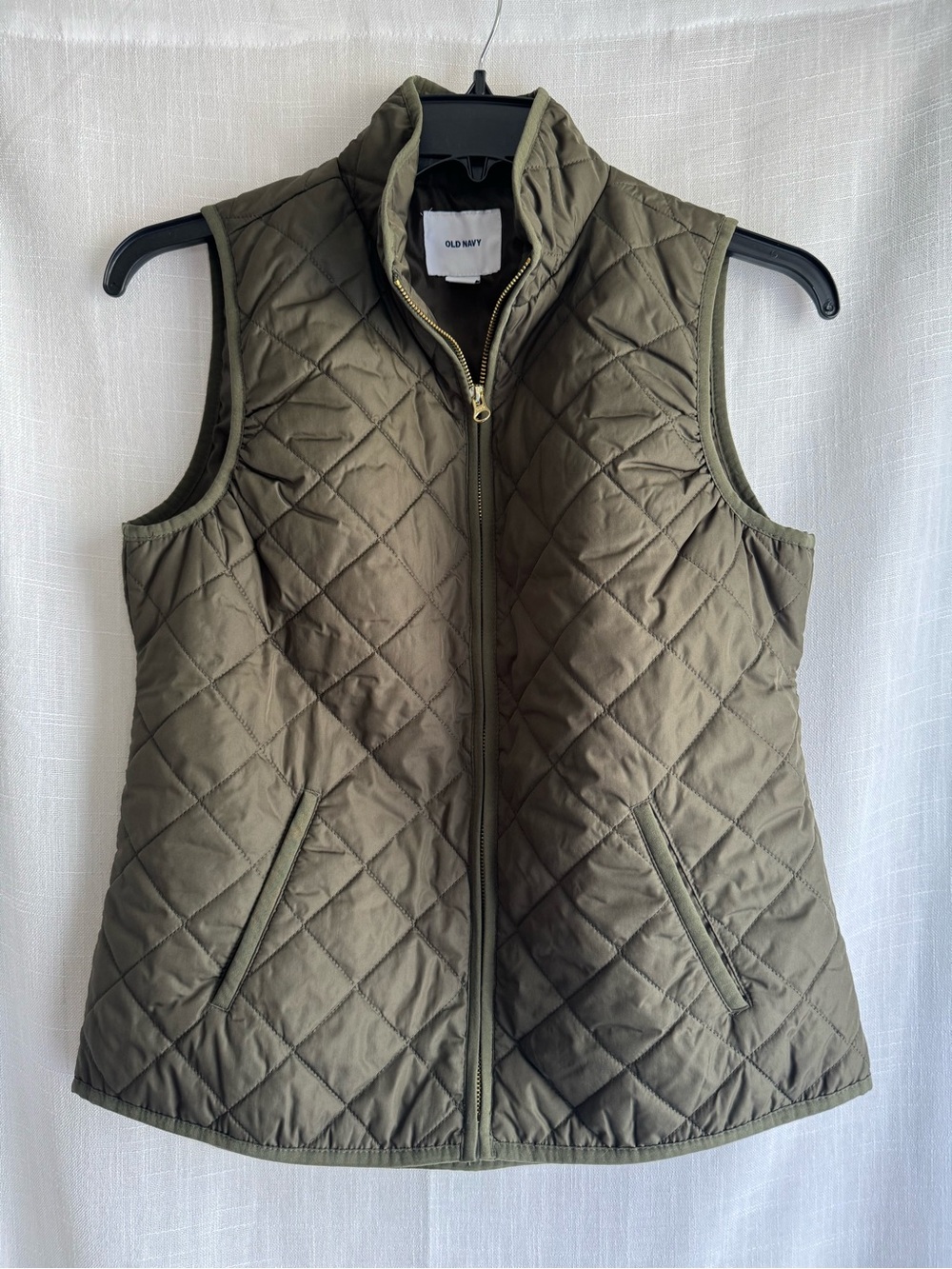 Old Navy Quilted Olive Green Sleeveless Puffer Vest